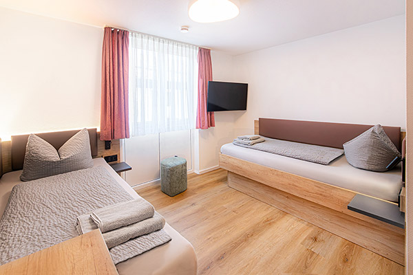 Zweibettzimmer im Gästehaus